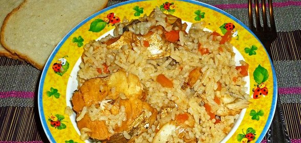 Рыбный плов в мультиварке