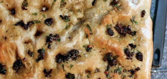 Фокачча с оливками