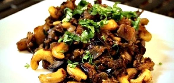Жареные баклажаны с кешью