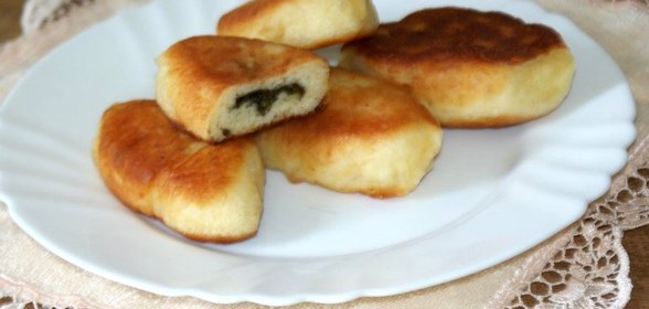 Сладкие пирожки с щавелем