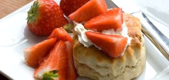 Английские сконы с ягодами