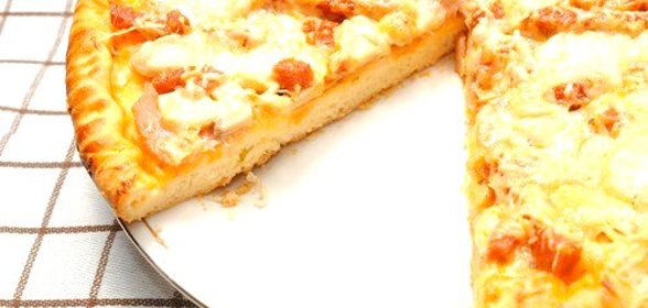 Яблочная пицца с ветчиной