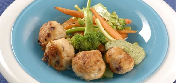 Куриные котлеты с соусом из лука-порея