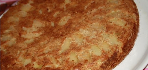 Шарлотка (пирог с яблоками)