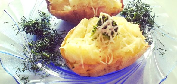 Картофель, запеченный с цветной капустой и брокколи