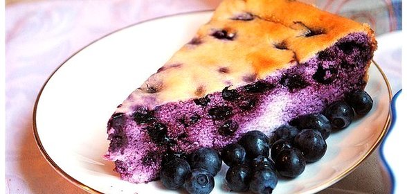 Творожная запеканка с черникой