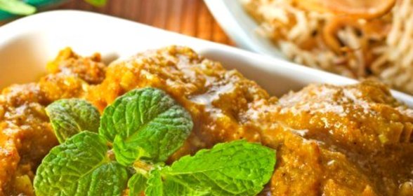 Свинина на пару с овощным карри