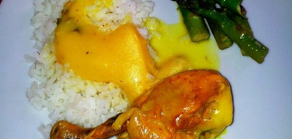 Куриные ножки в кокосовом молоке с мятой