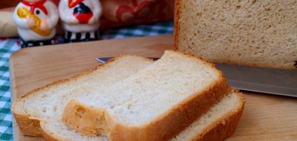 Манный хлеб на молоке в хлебопечке