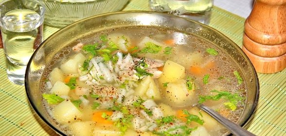 Уха из морского окуня
