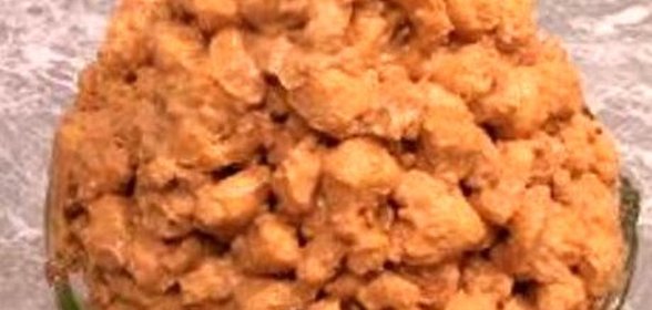 Торт «Муравейник» с вареной сгущенкой