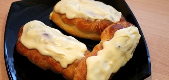 Эклеры с маракуйей