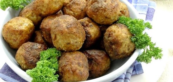 Фрикадельки с яблоком