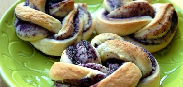 Пирожки с черникой