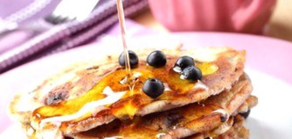 Черничные блинчики с лимонной цедрой