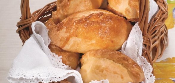 Пирожки с рисом и зеленым луком