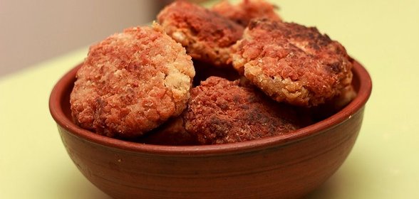 Постные котлетки из соевого мяса