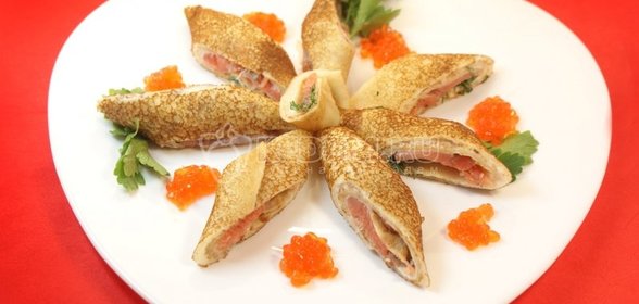 Блины с лососем