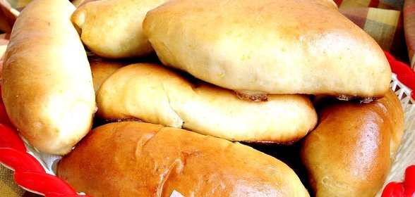 Пирожки с картошкой и шкварками