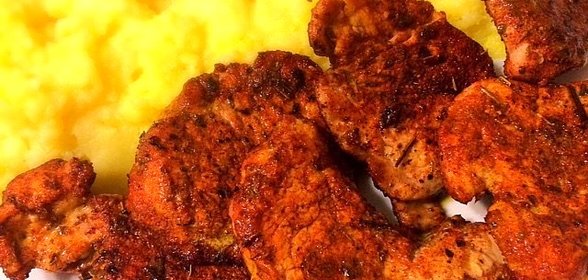 Свиная вырезка с паприкой и шалфеем