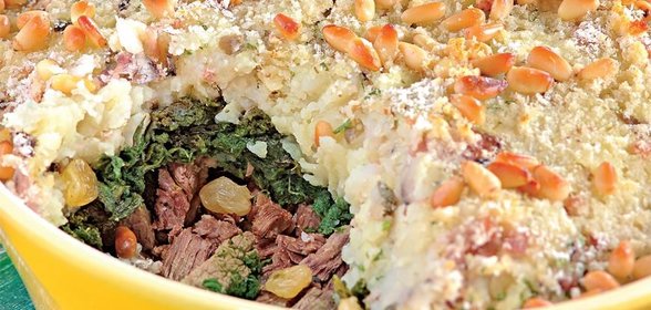 Картофельная запеканка с мясом и шпинатом
