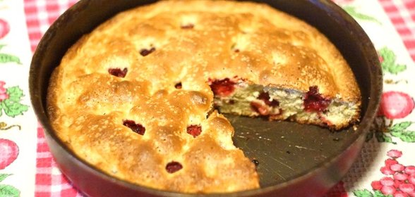 Малиновая шарлотка