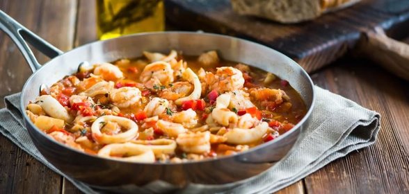 Рагу из трески и морепродуктов