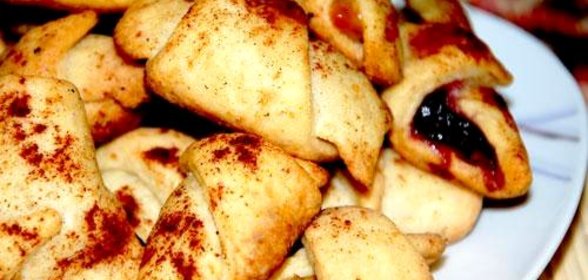 Рогалики со сгущенкой