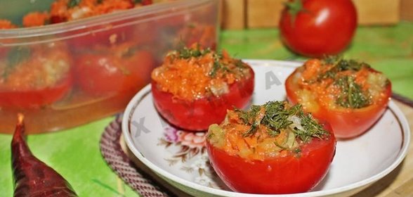 Запеканка с творогом и изюмом