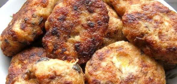 Рыбные котлеты из речной рыбы