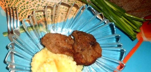 Отбивные в панировочных сухарях