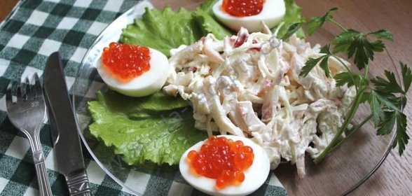 Салат кальмары крабовые палочки
