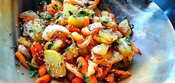 Картофель по‑азиатски с креветками