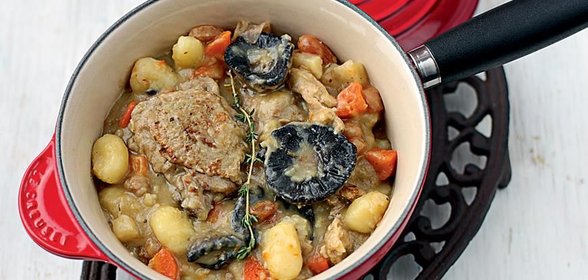Рагу из цесарки с шампиньонами и ньокками