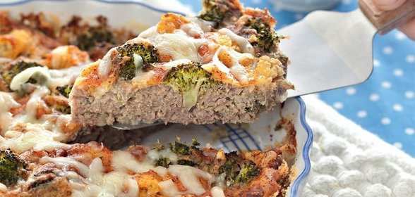 Мясная запеканка с брокколи и цветной капустой