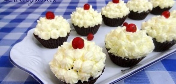 Капкейки из черемухи