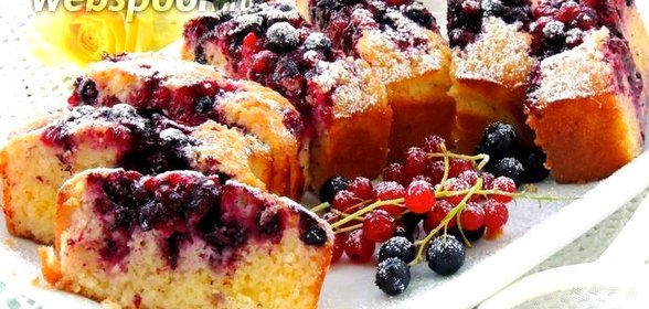 Кекс со смородиной