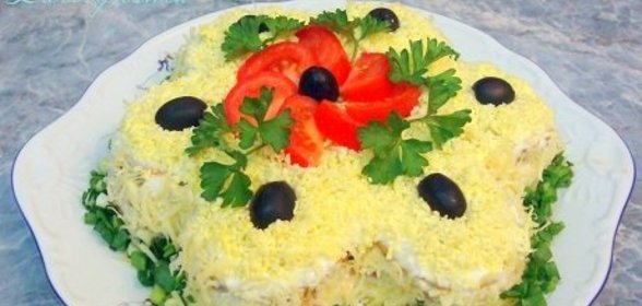 Салат-торт с крекерами