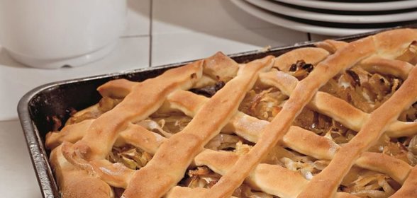 Пирог с капустой и грибами