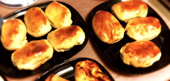 Пирог с курицей, овощами и сыром на готовом дрожжевом тесте