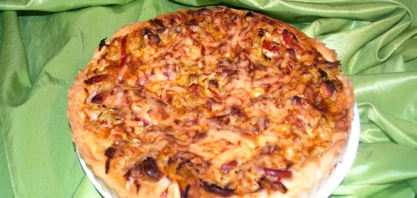 Пирог с капустой и овощами