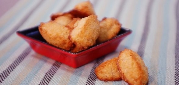 Манговые макаруны