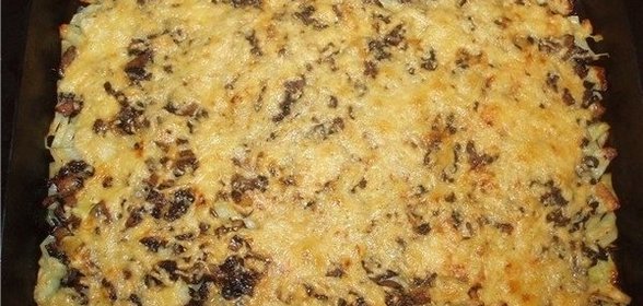 Свинина, запеченная с картофелем и шампиньонами