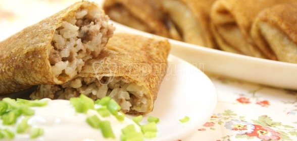 Блины с мясом и рисом
