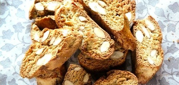 Печенье кантуччи с миндалем