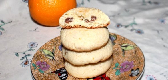 Апельсиновое печенье с изюмом