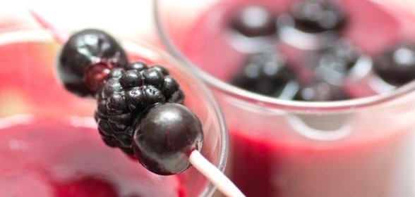 Кисель из сушеной черники или из сухих ягод шиповника