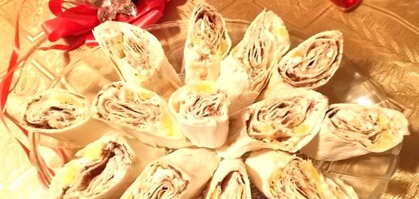 Рулетики из лаваша с творогом и апельсином