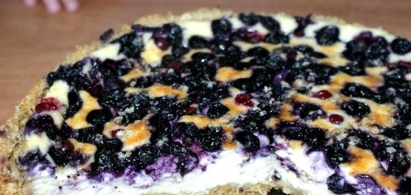 Овсяный пирог с ягодами