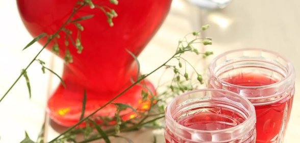 Наливка из северных ягод